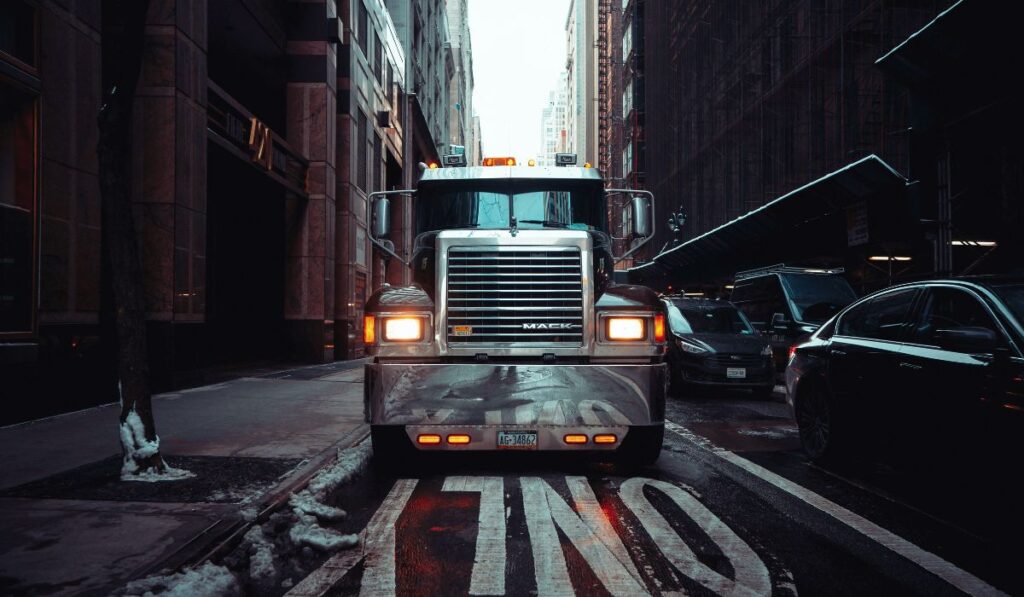 Lawyers for truck accidents insurance